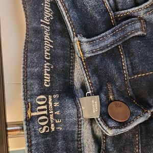 New York & Company Soho Curvy Cropped Legging